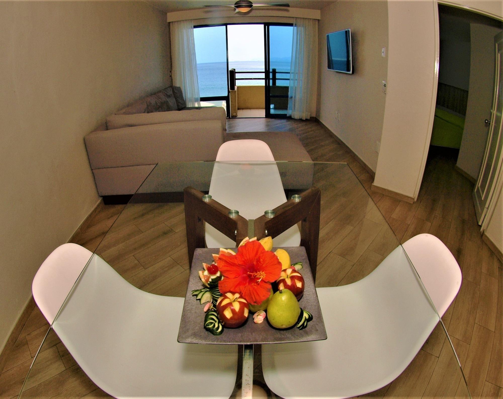Hotel Marina Puerto Dorado Manzanillo